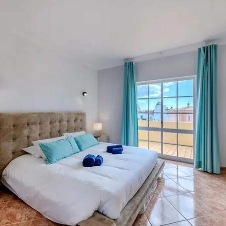 別荘 12 Persons Villa Very Close To Beach With Pool アルマカオ・デ・ペラ