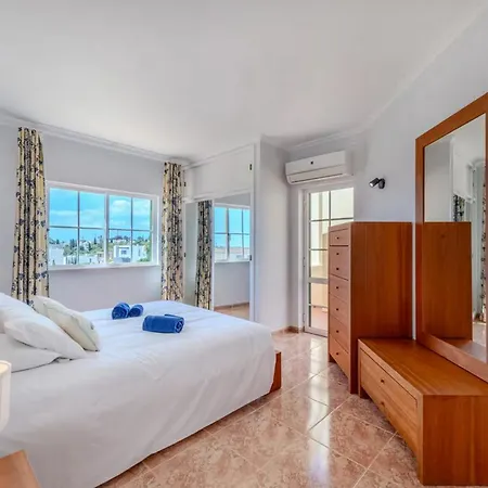 別荘 12 Persons Villa Very Close To Beach With Pool アルマカオ・デ・ペラ