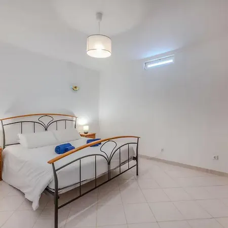 12 Persons Villa Very Close To Beach With Pool 別荘 *