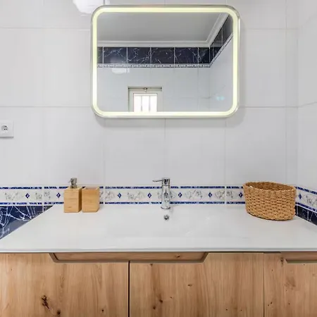 12 Persons Villa Very Close To Beach With Pool 別荘
